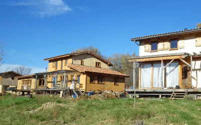 Visite &lsquo;Eco-Hameau de maisons, Bois-Terre-Paille&rsquo; Vend 13 Fév 2026